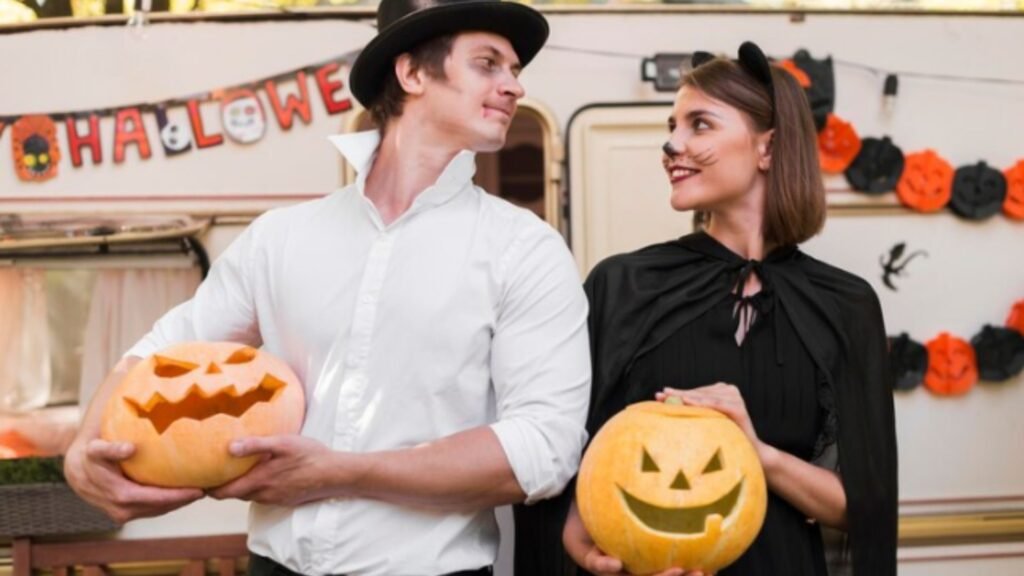 DIY Couples Halloween Costumes Creative Ideas.